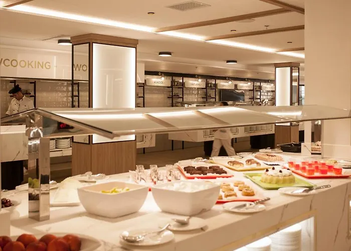 Presidente 4 Sup Отель