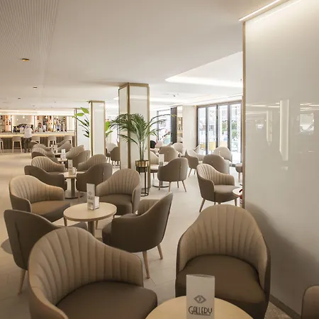 Presidente 4 Sup Hotel